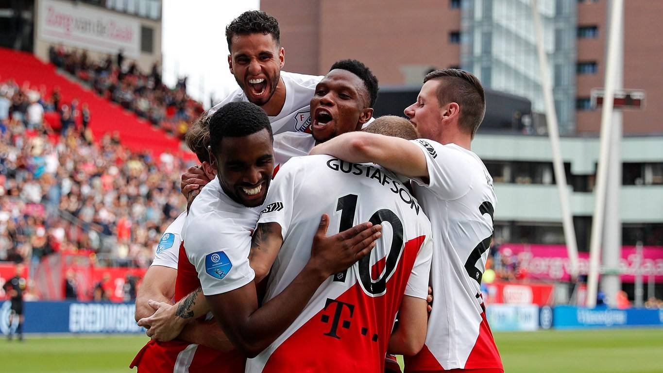 NG体育- 清晨阿斯顿维拉备战英超，豪取连胜细节曝光，震撼外界，轮换策略成焦点